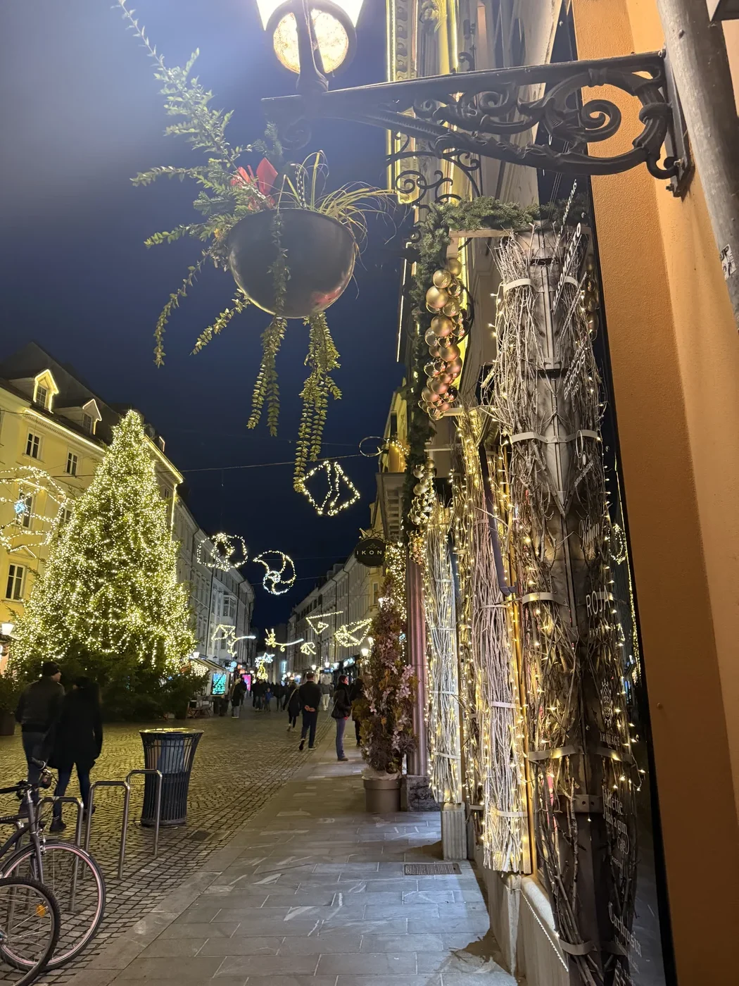 Ljubljana Christmas market at night
